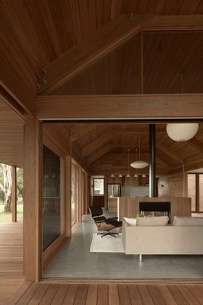 Main Ridge House