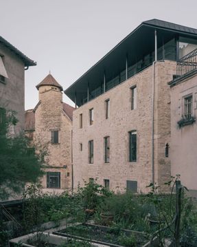 La Manufacture Cultural Center