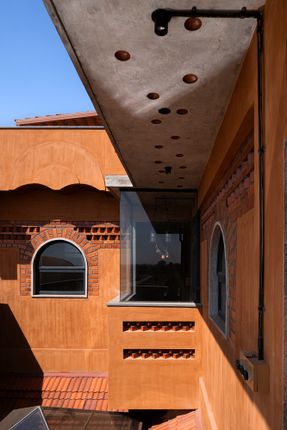 Aurva Illam House