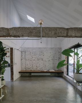 Tam House