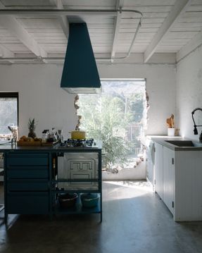 Tam House
