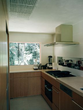 House At The Urban-nature Threshold