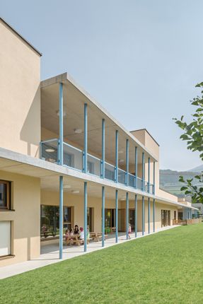 Kindergarten And Nursery Rosslauf
