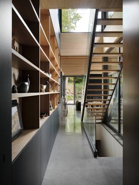 Counter-Slope House