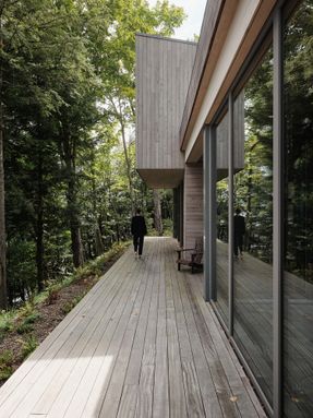 Counter-Slope House