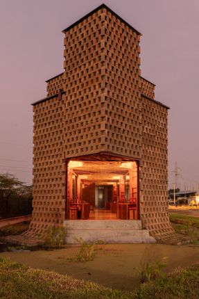 Petti Restaurant
