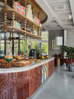 Aqqu Central Café