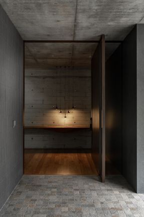 Trama House