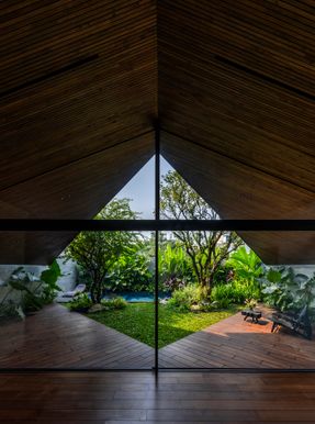 V House
