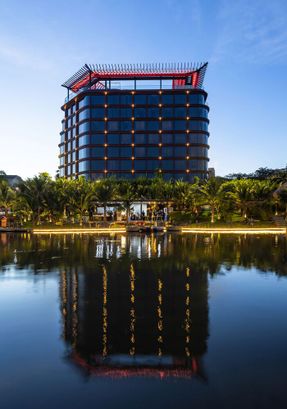 Dusit Le Palais Tu Hoa Hotel