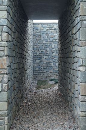Kand-Kaav Villa