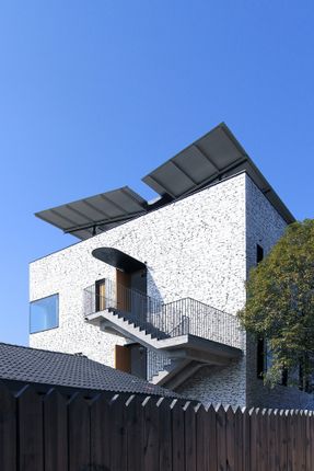 Mine Resort · Hill