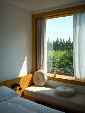 Mine Resort · Hill