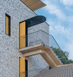 Mine Resort · Hill