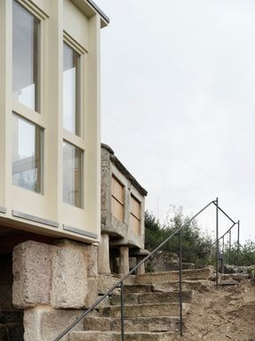 Muimenta Social Center