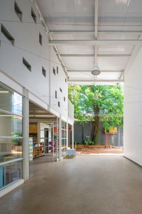 Neighborhood School - Pavilion 02