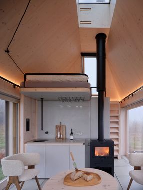 Cabin Devín