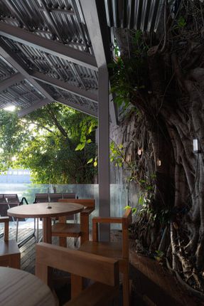Mountain Alley Rooftop Teahouse Pavilions