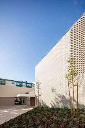 Camarate Elementary School No. 5
