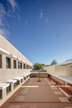 Camarate Elementary School No. 5
