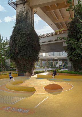 The Happy Spot Under The Light Rail