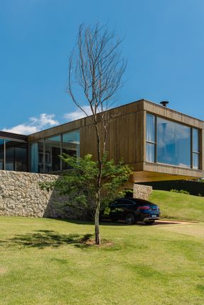 Casa Themis