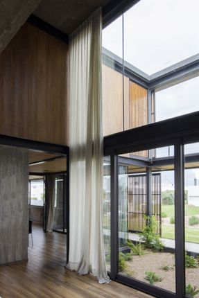 Detached House In The La Reserva Neighborhood Bahía Blanca