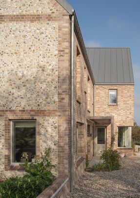 Contemporary Farmhouse