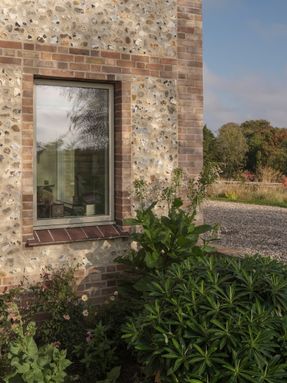 Contemporary Farmhouse