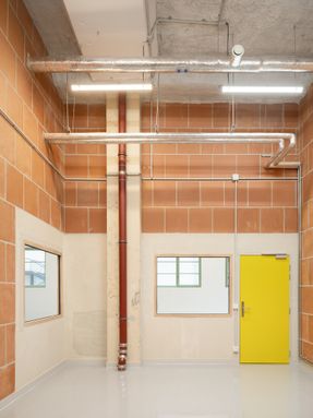 'La Boulangerie' Emergency Shelter