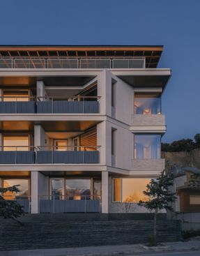 Kawagebo Snow Mountain Hotel