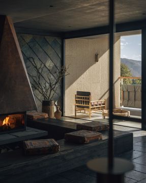 Kawagebo Snow Mountain Hotel
