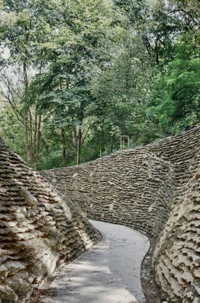 Warsaw Uprising Mound