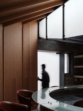 Tree Tavern & Cave Teahouse