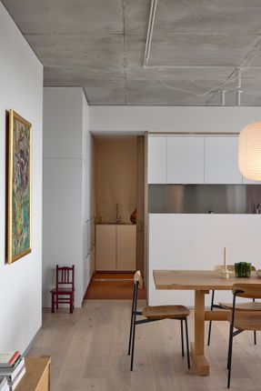 9 Wilson Ave Apartment