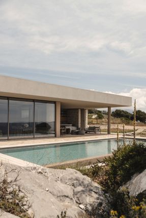 Euthea Residence