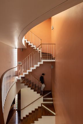 Creative Usage Of Bricks & Earth