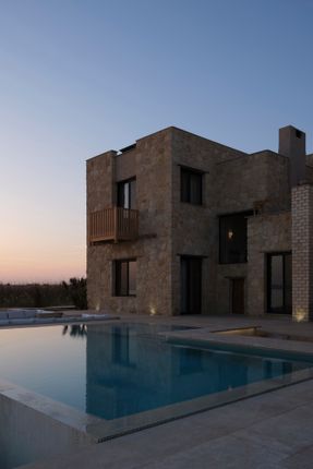 Gagy Self-Sufficient House