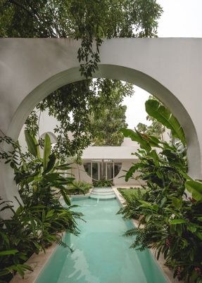 Eclipse House