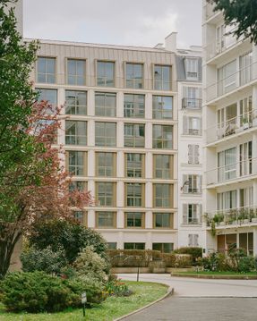 Rue De L'eglise - Office Building Transformation