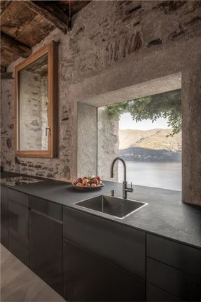 Transformation House Me. In Brissago