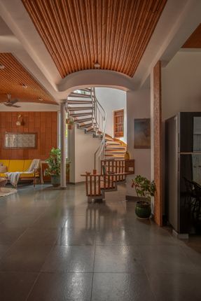 Nalme House