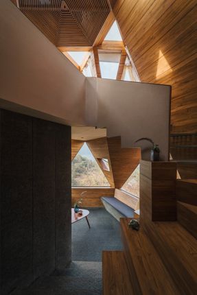 Jugnoo Cabin