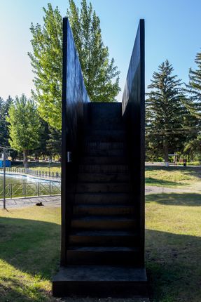 Pavilion Reflection Of Infinity
