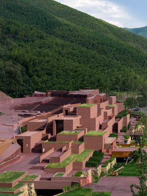 The Earth Valley Theater