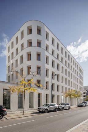 2226 Robin Seestadt Office Building
