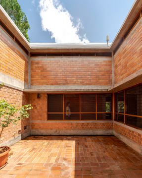 Villa E