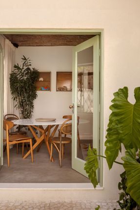 Limoeiro House