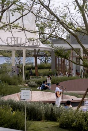China Resources Wuhan Optics Valley Runjing Park Commercial Renewal