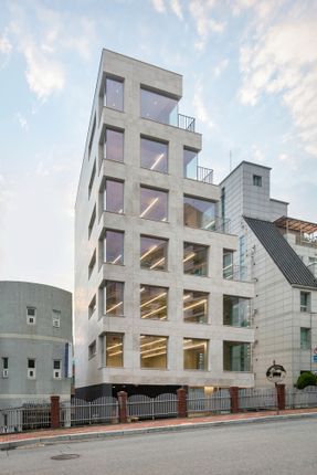 YP Building